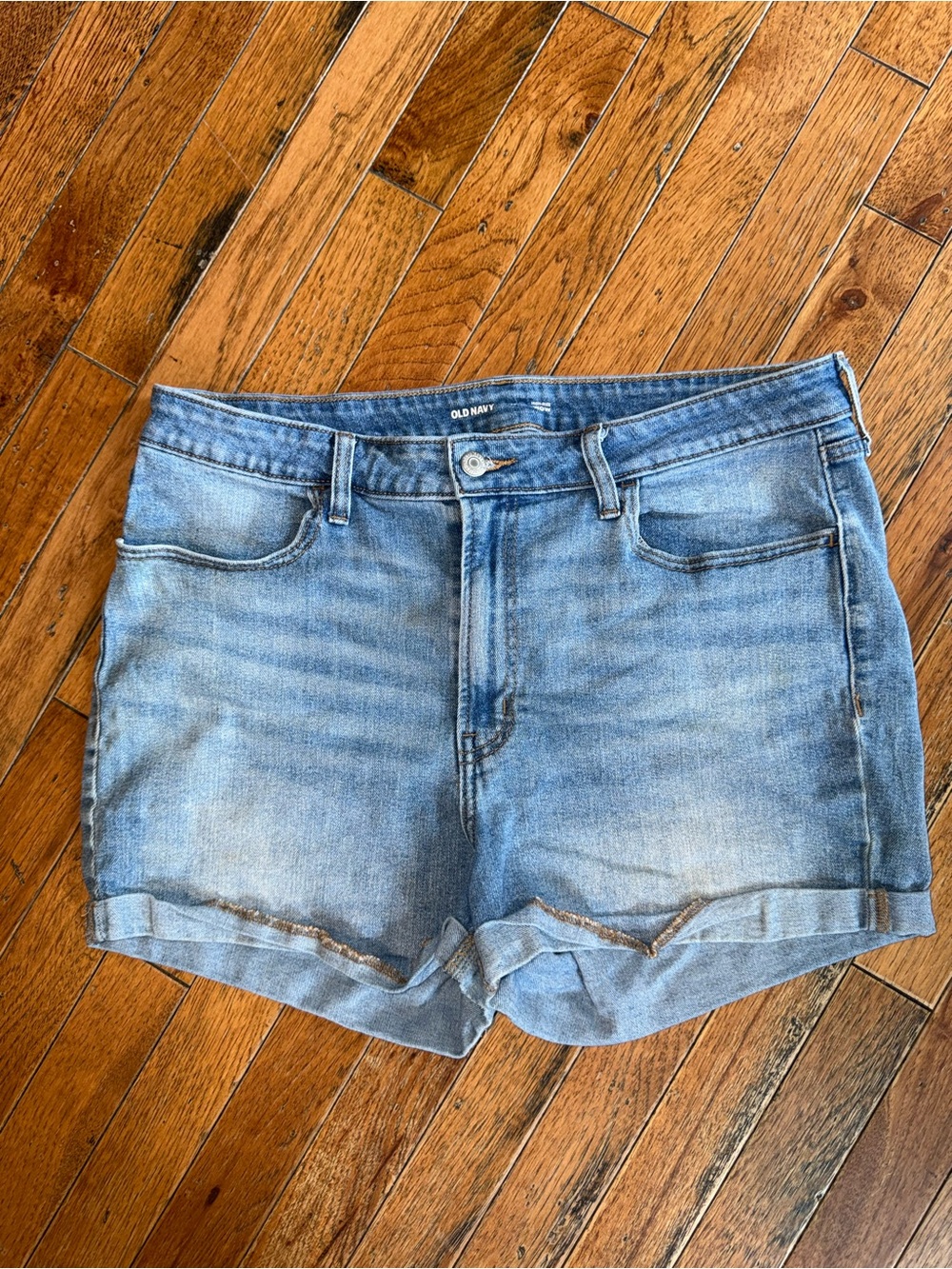 Old Navy Light Wash Denim Rolled Cuff Women's Shorts